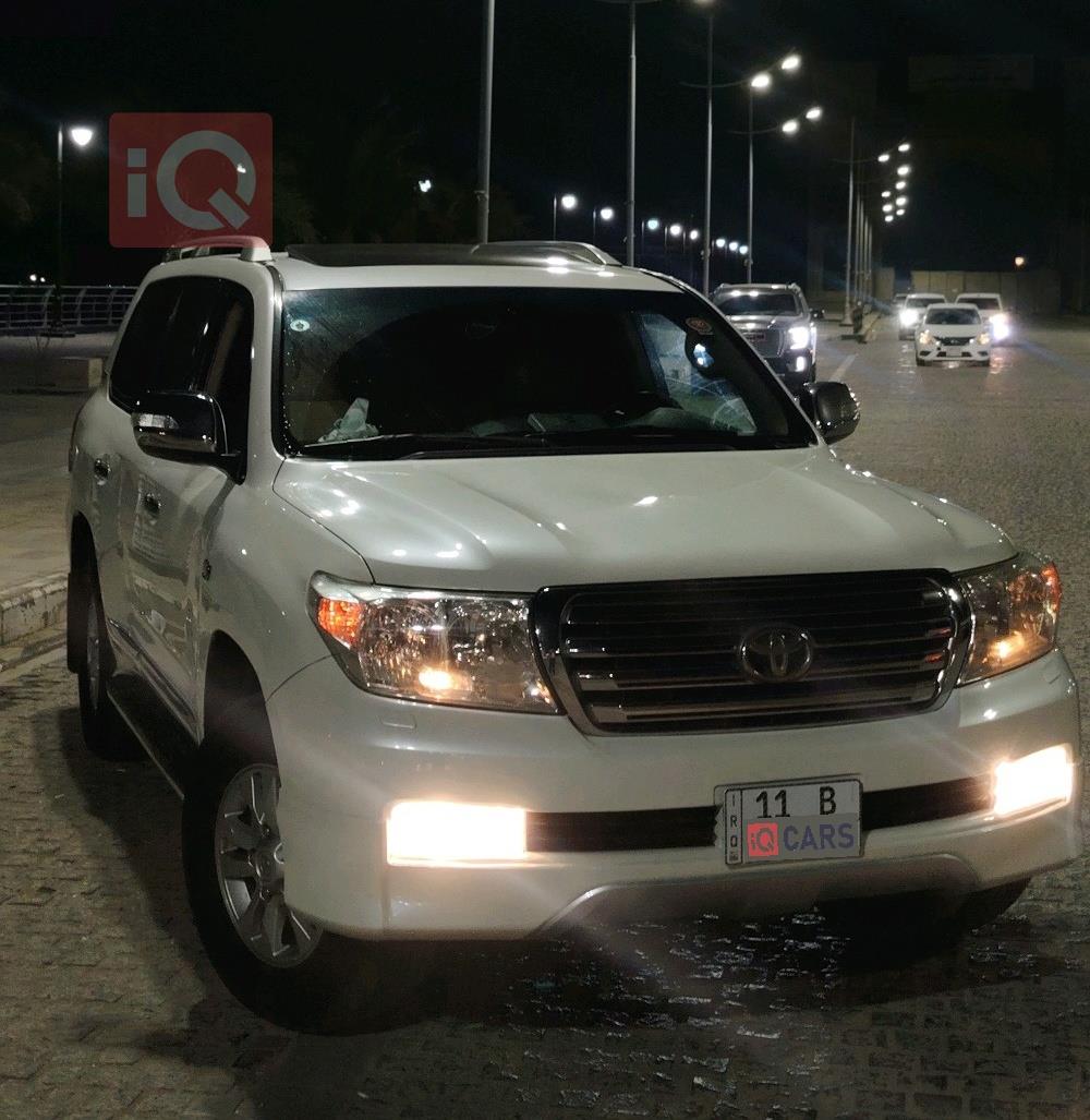 تويوتا لاندكروزر